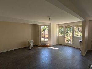 Loue appartement 3 chambres bėalières Meylan