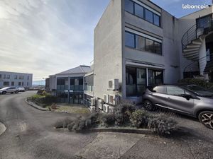 Bureaux 102 m² Grésy-sur-Aix