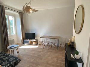 Magnifique T2 refait à neuf hyper centre corte proche fac lave linge wifi calme et lumineu