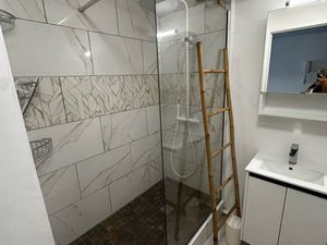 T1bis rénové  meublé  et entièrement équipé - libre 10.03