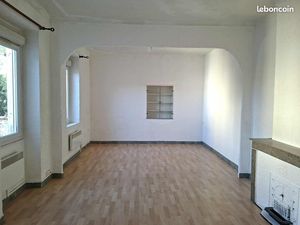 Appartement T2 Bis avec balcon Nîmes Est proche rue Notre Dame