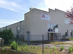 Local d’activité / Bureau – 25m² - 78320
