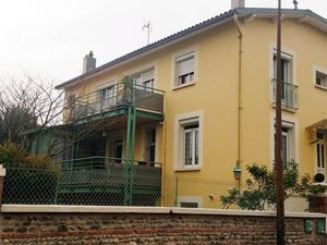 Part loue dans villa appart 117m2 minimes