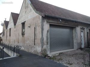 Local de stockage/depôt(500m carré)saint-dié