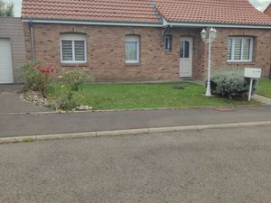 Maison individuelle avec jardin