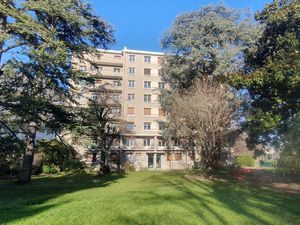 T2 + cuisine GRENOBLE ILE VERTE