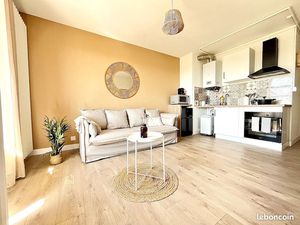 Studio 25 m² rénové et meublé