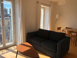 T2 meublé - Hôtel de ville