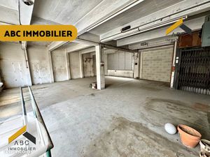 Immeuble 670 m² Orange