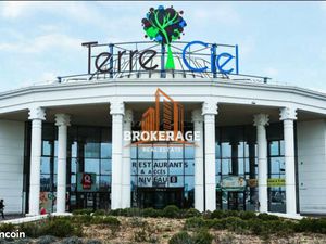 Local commercial 620 m²