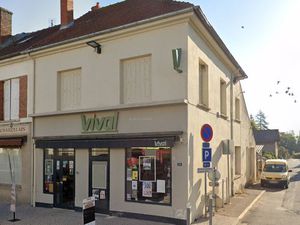 Local commercial 217 m²