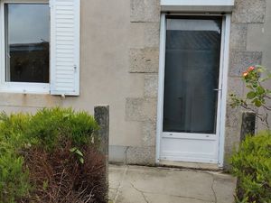 Loue maison t2 avec jardin