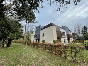 T4 95 m²  Jardin 320 m² - Sécurisé Calme - Sans Agence