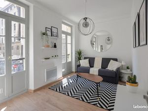 Studio 1 pièce 28 m²