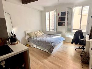 Studio 1 pièce 19 m²