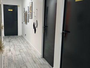 Bureau dans un cabinet pluridisciplinaire