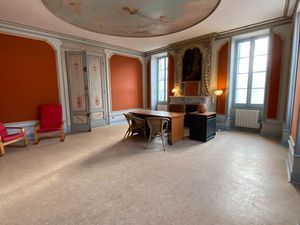 A LOUER BUREAU centre-ville MARMANDE face à la Filhole