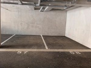 Lot de places de parking couvert et sécurisé au centre ville de Wattrelos
