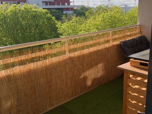 A louer - nimes -t2 - entièrement rénové - res le neptune - ville active - costières - séc