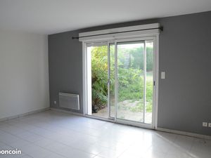 Location grand t2 avec jardin