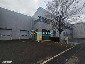 Local bureaux 801 m²