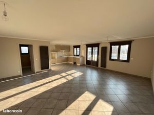 Appartement T4 90m2 - Gare RER C à pied