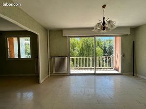 Appartement 4 pièces Garage et cave