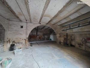 Grange 160 m² Saint-Brès