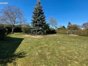 Terrain 370 m² Gometz La Ville