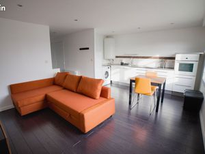 Location meublée appartement 2 pièces 36 m² Angers