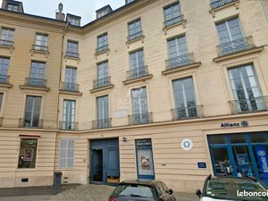 Bureaux 79 m² VERSAILLES