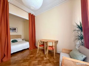 Beau Studio Lumineux Meublé Nice Centre Musiciens Thiers