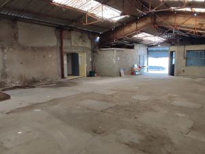 Bâtiment + Hangar + dépendances ❌❌❌