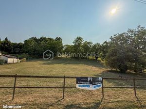 Terrain 2 198 m² Seigy