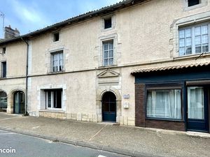 Maison 10 pièces 250 m²