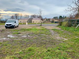 Terrain Marcilly-le-Châtel