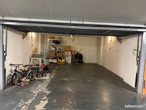 Garage / box double (en largeur) lyon 6 parc tête d’or