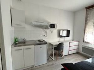 Studio meublé libre de suite