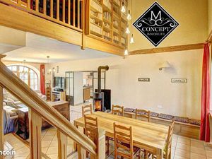 Propriété 10 pièces 343 m²