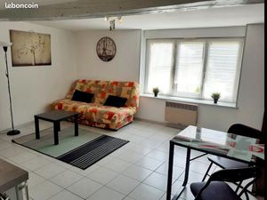 Charmant F1 calme  proche centre ville