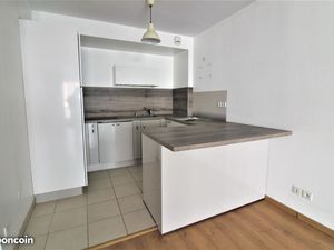 Très bel appartement situé rue Emile Zola