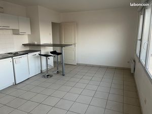 Studio a chartres (28000)