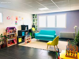 Bureau / Local Meublé 35m²