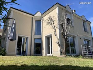 Maison 5 pièces 167 m²