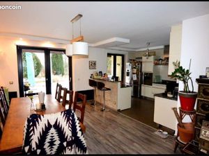 Maison F7 200m2 jardin 12 ares