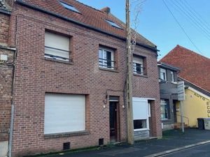 Immeuble de rapport 2 logements et hangar fenain