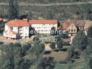 Immeuble 264 m² SAINT-GENEST-MALIFAUX