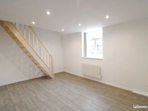 Duplex T3 refait à neuf