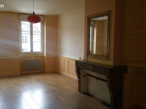 A ARBOIS centre ville  location F3  90 m²