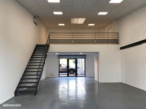 Local 120 m² - MURET